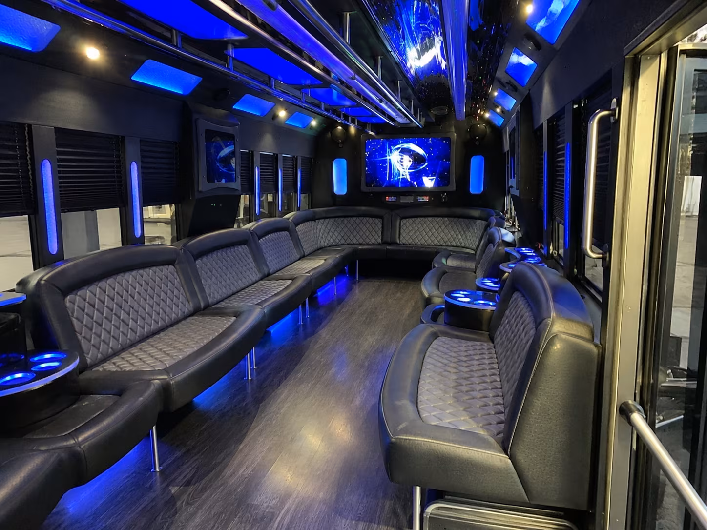 arcadia 28 passenger party bus interior