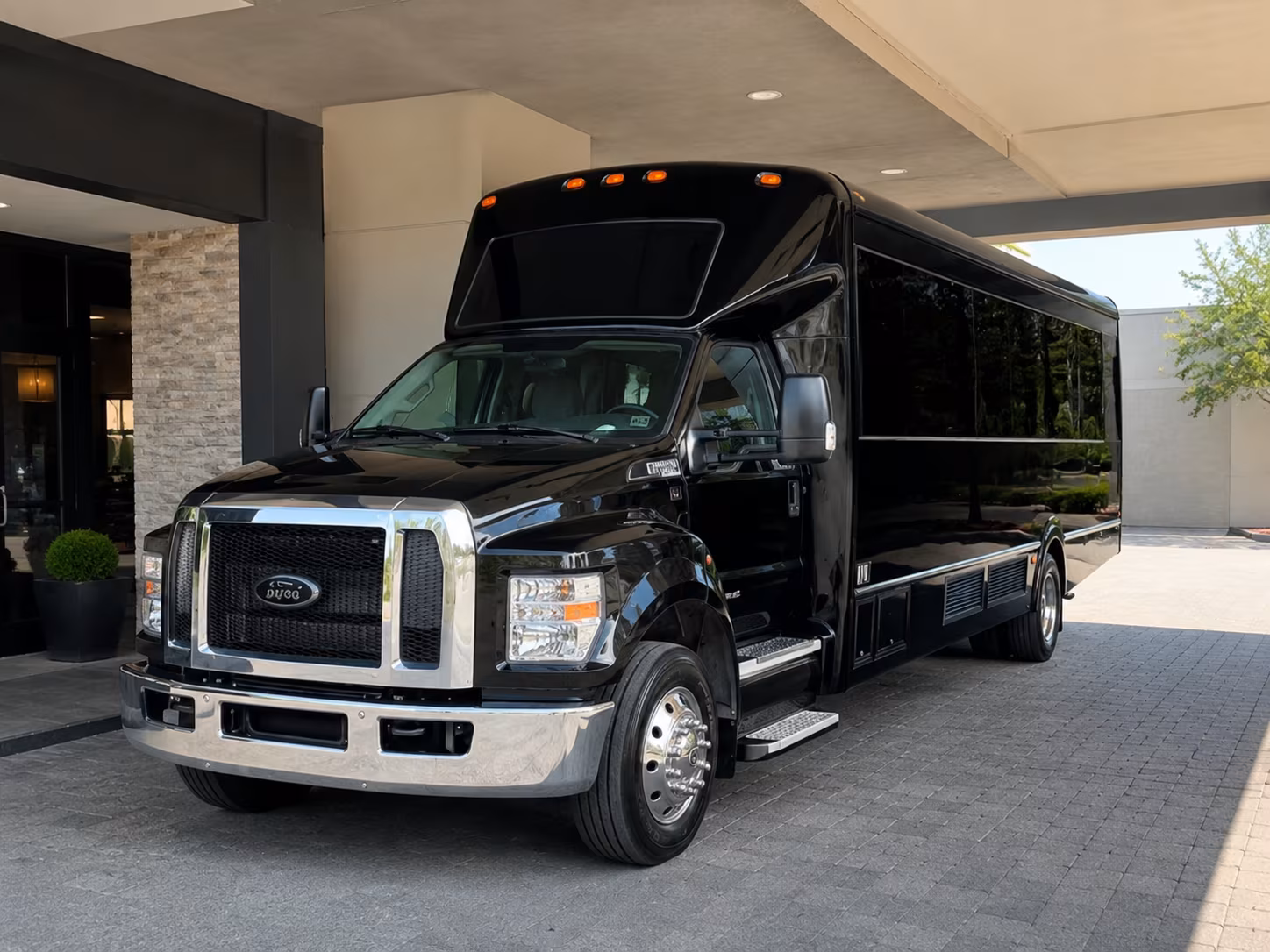 arcadia quinceanera sweet 16 party bus rental