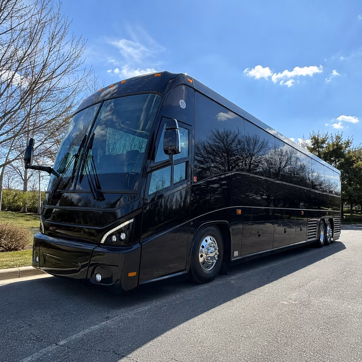 arcadiacharterbuscompany com makes hollywood burbank airport transfers simple for san gabriel valley groups