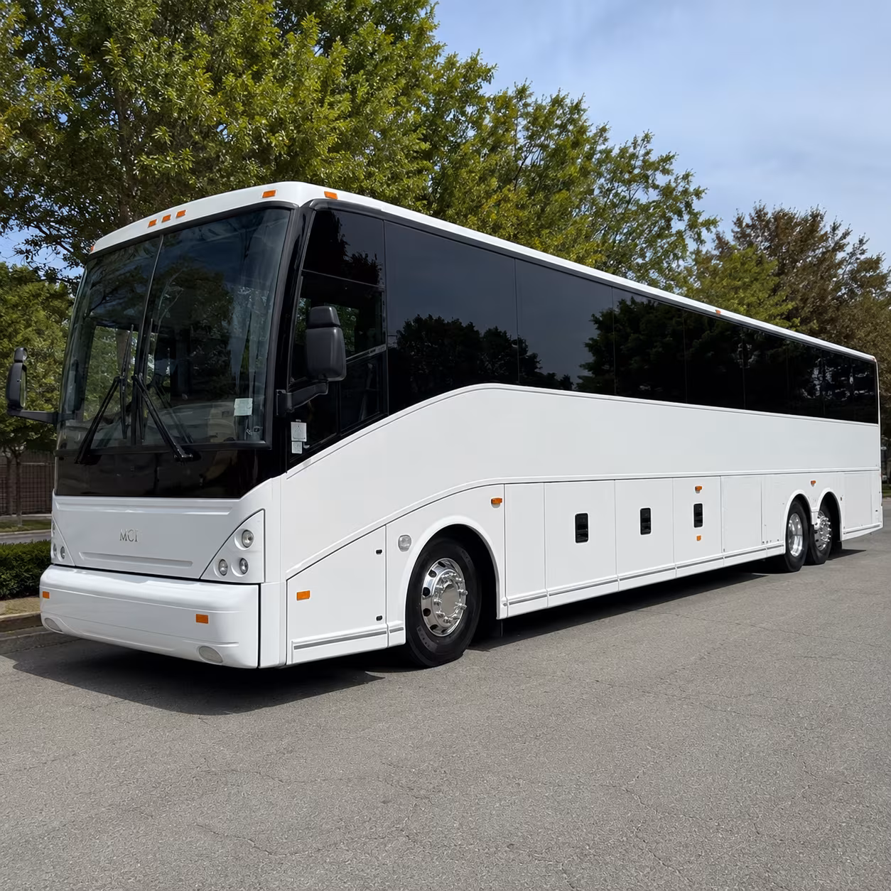 bus rental options for arcadia trips