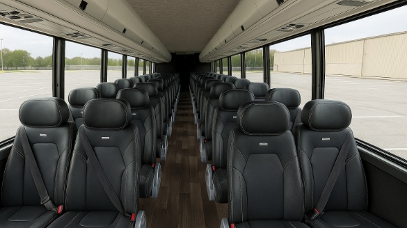 covina 28 passenger minibus